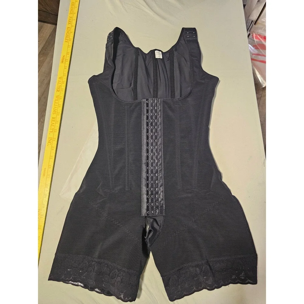 Medium Black Full Body Shapewear Bodysuit With Lace Trim